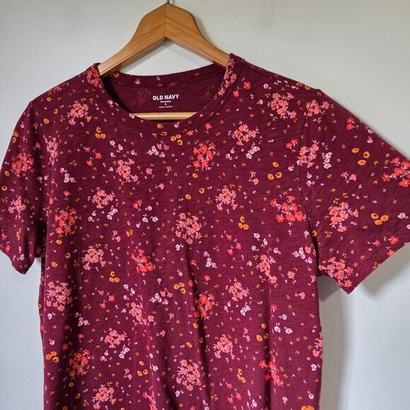 EUC OLD NAVY RED FLORAL COTTON TEE SIZE M - Picture 5 of 13
